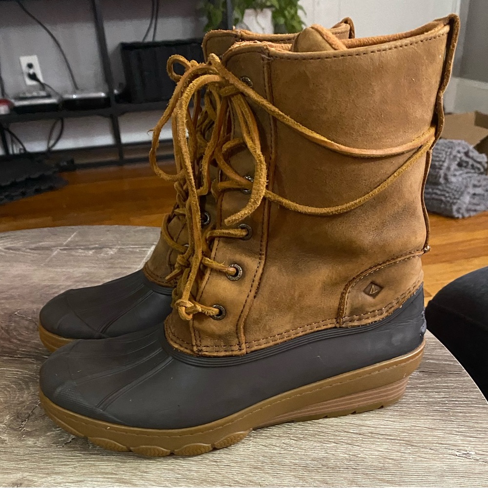 Women’s Sperry Duck Boots size 7
